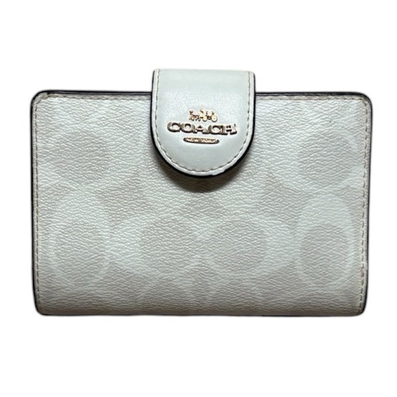 Coach Handbags - Coach bifold wallet card holders snap closure authentic  designer brand EUC